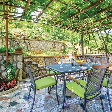 Cozy Apartment In Lovran With Kitchen المظهر الخارجي الصورة